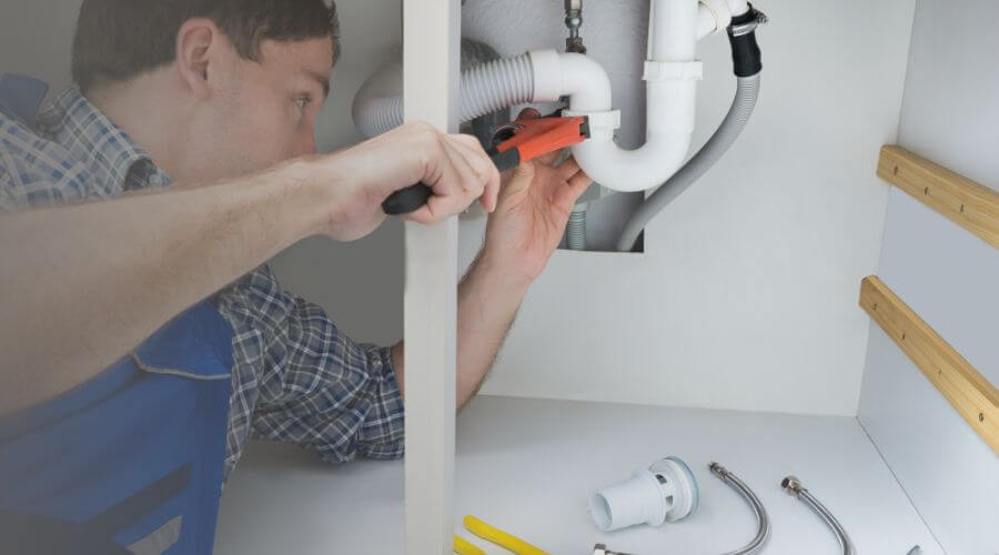 Local water heater installation in Kaiser, MO